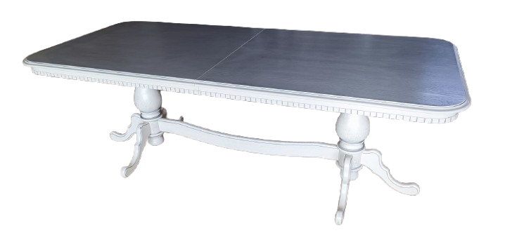 Masă din lemn masiv